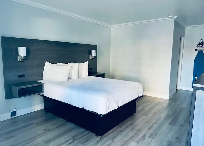 Surestay By Best Western Fresno Central